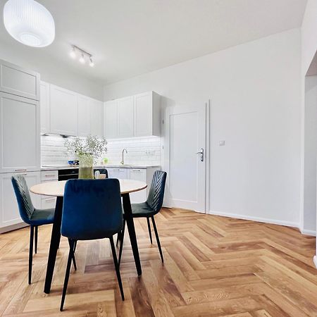 Apartamenty Kamienica Centrum - 1 Maja Lubiń 外观 照片