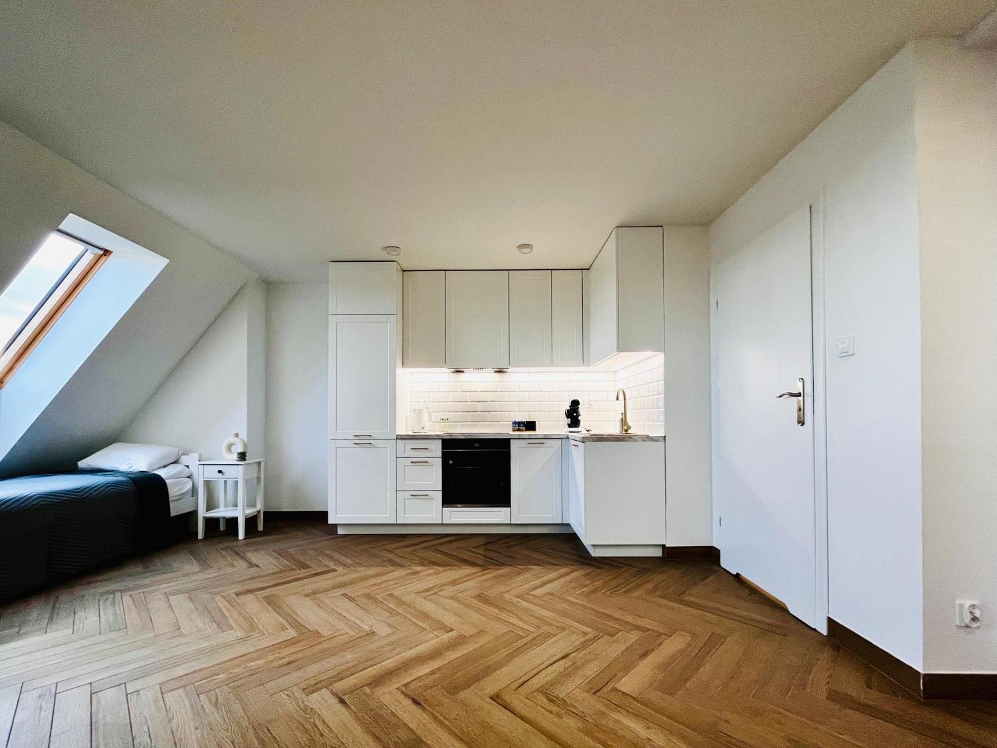 Apartamenty Kamienica Centrum - 1 Maja Lubiń 外观 照片