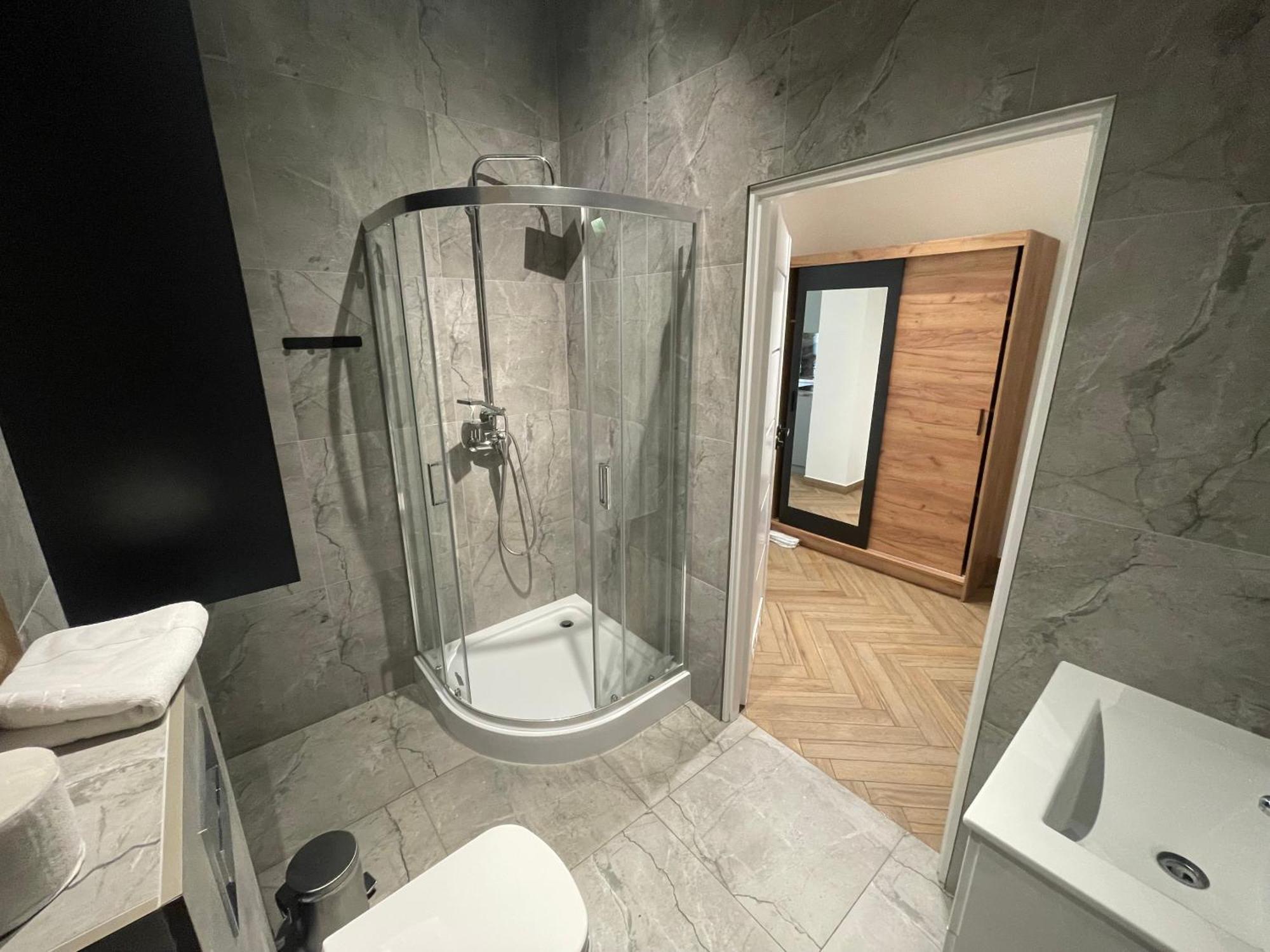 Apartamenty Kamienica Centrum - 1 Maja Lubiń 外观 照片